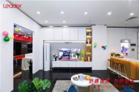 首家场景店上海开业！Leader要干什么？