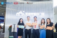 潮这儿看|新浪主编团走进中国建博会(广州)参观圣堡罗整体门窗