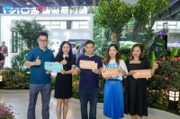 潮这儿看|新浪主编团走进中国建博会(广州)潮探富奥斯门窗