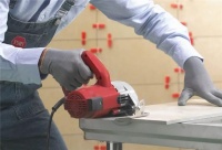 贴砖大侠手中的“宝刀”，居然是它