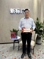新标门窗成都经销商王丽飞:与优秀品牌同行,争创门窗行业典范