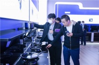 集成灶不好洗?海尔首创双腔免拆洗:内外都干净