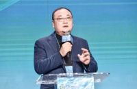 靓家居董事长曾育周:个性化时代 专业全程服务是必不可少的