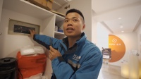 直击家电维修“万师傅”的一天:身怀长技,真正靠手艺挣钱